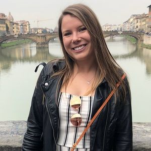 Meet your Posher, Hannah